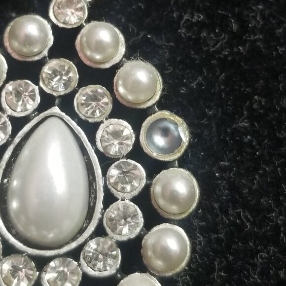 Vintage Premier Designs Pearl and Rhinestone Pendant, Earing and Bracelet Set - Picture 6 of 12